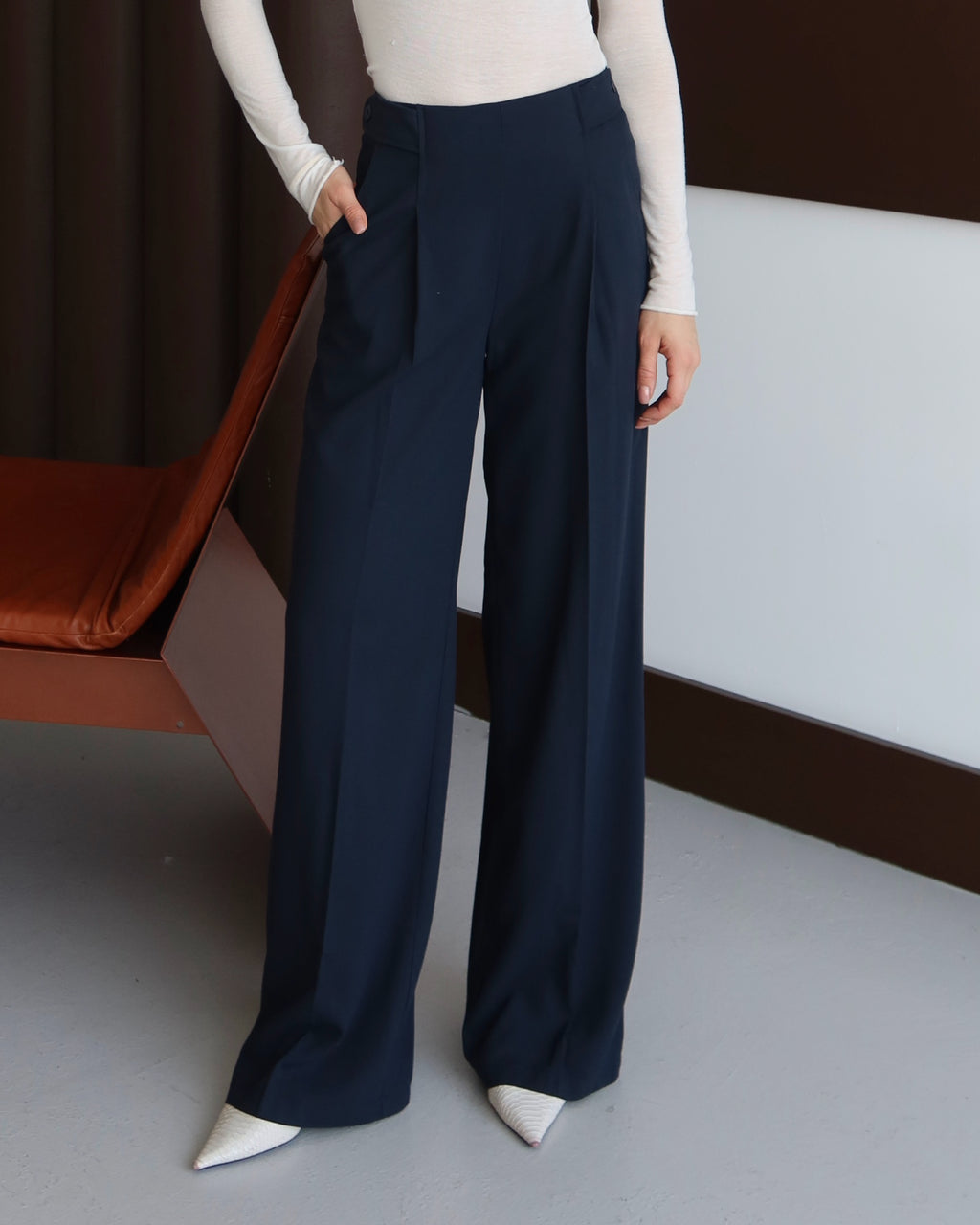 Lacivert Premium Kumaş Düğme Detaylı Yüksek Bel Palazzo Pantolon